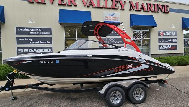 Yamaha Boats 212X