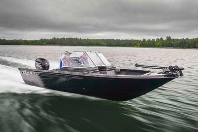 Crestliner 2100 Raptor Boat