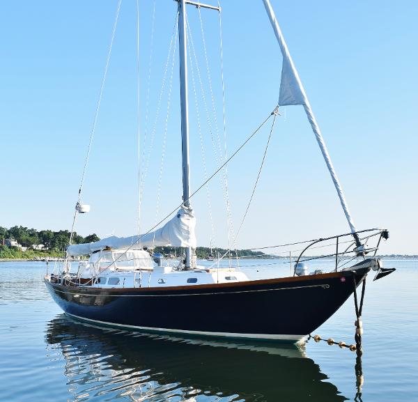 Hinckley 41