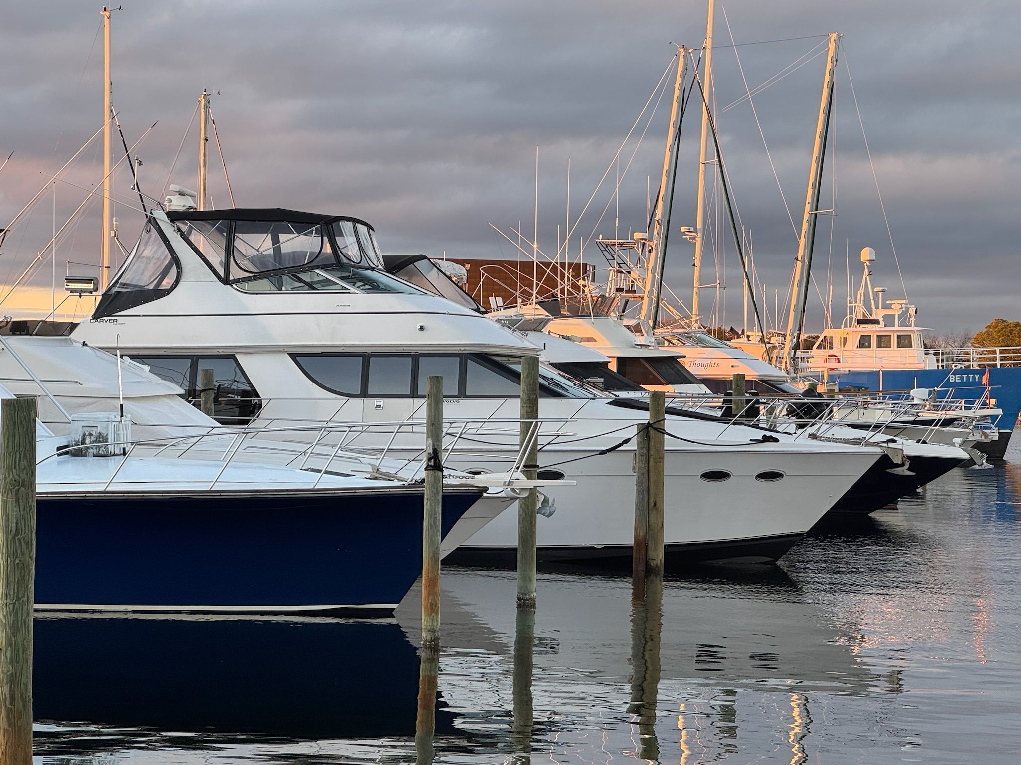 1998 Carver 530 Voyager Pilothouse