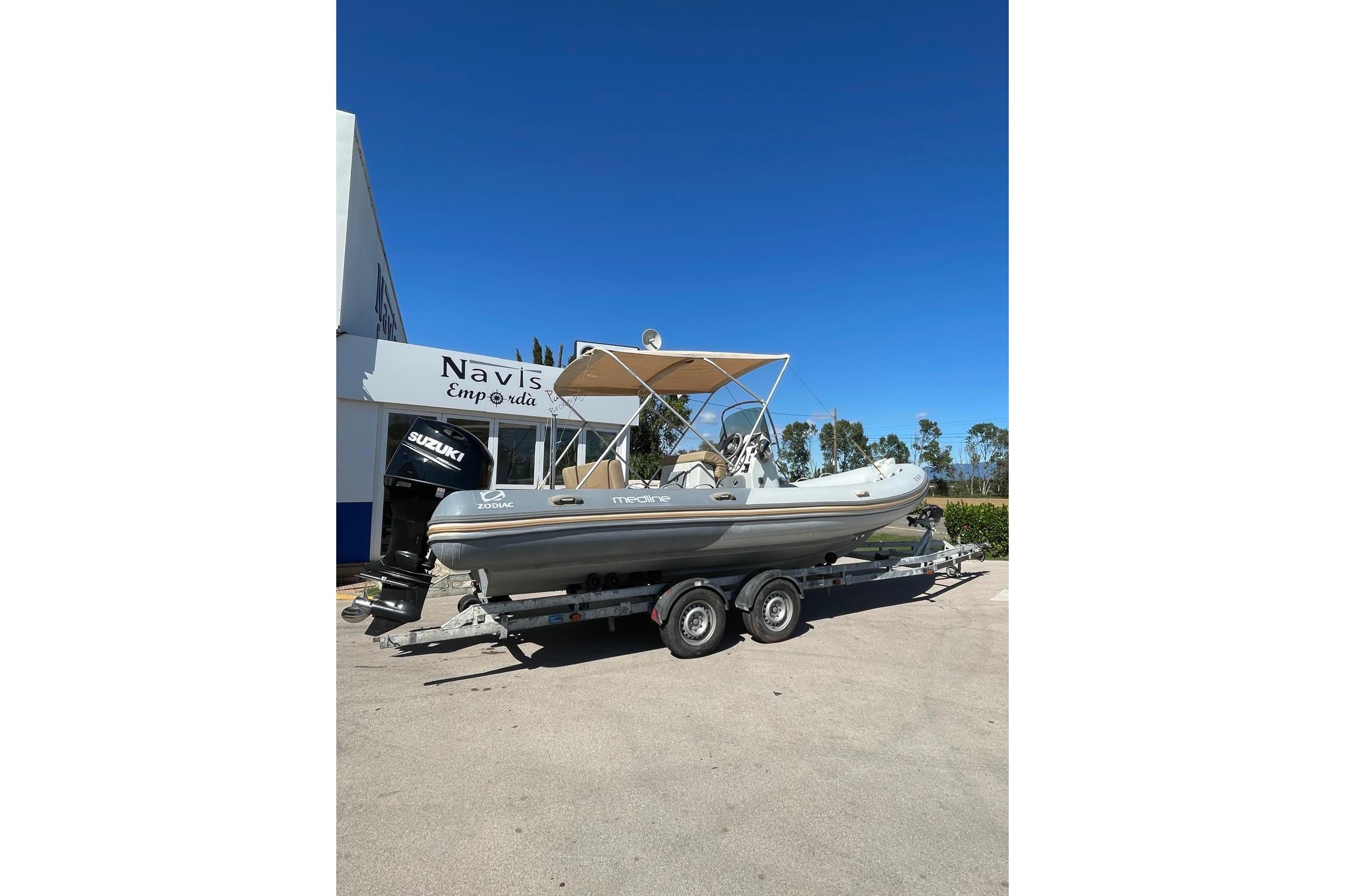 2017 Zodiac Medline 660