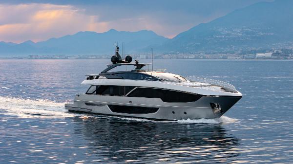 2023 Riva 102' Corsaro Super