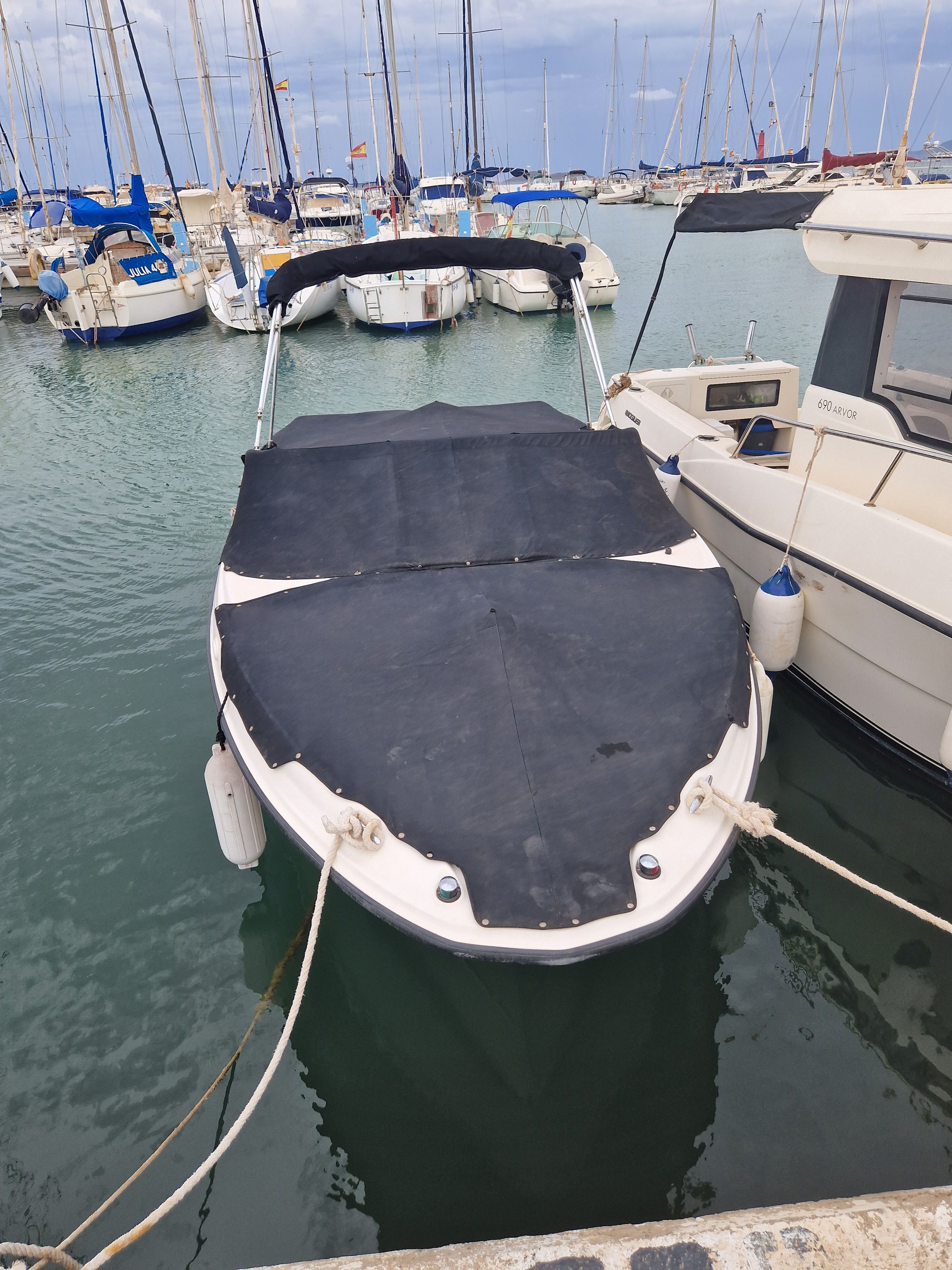 2012 Bayliner 215BR