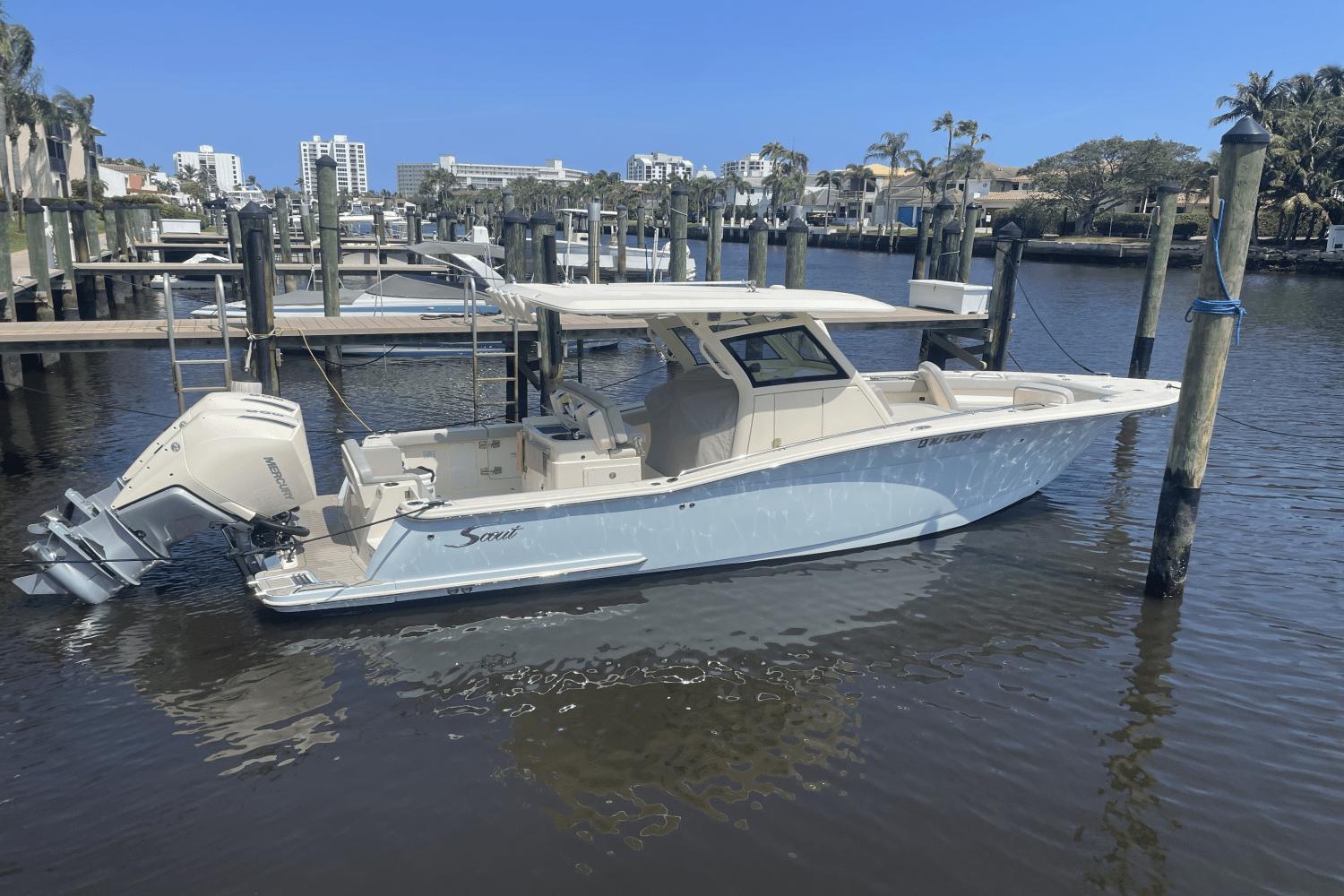 2023 Scout 305 LXF