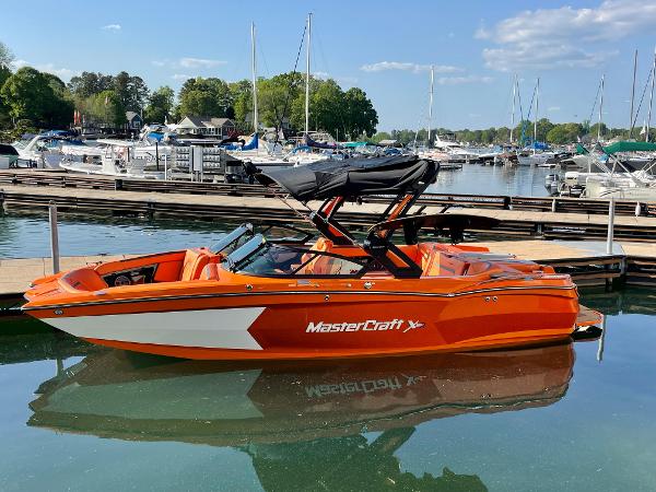 2022 MasterCraft XStar S