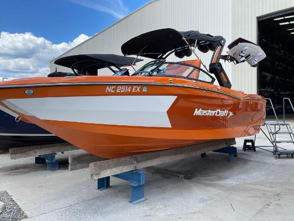 2022 MasterCraft XStar S