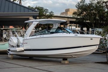 2025 Four Winns H9