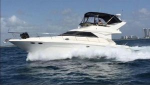 Sea Ray 400 Sedan Bridge 1998 Sea Ray 400 Sedan Bridge yacht cruising on open water.