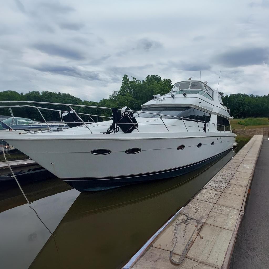 2004 Carver 570 Voyager Pilothouse