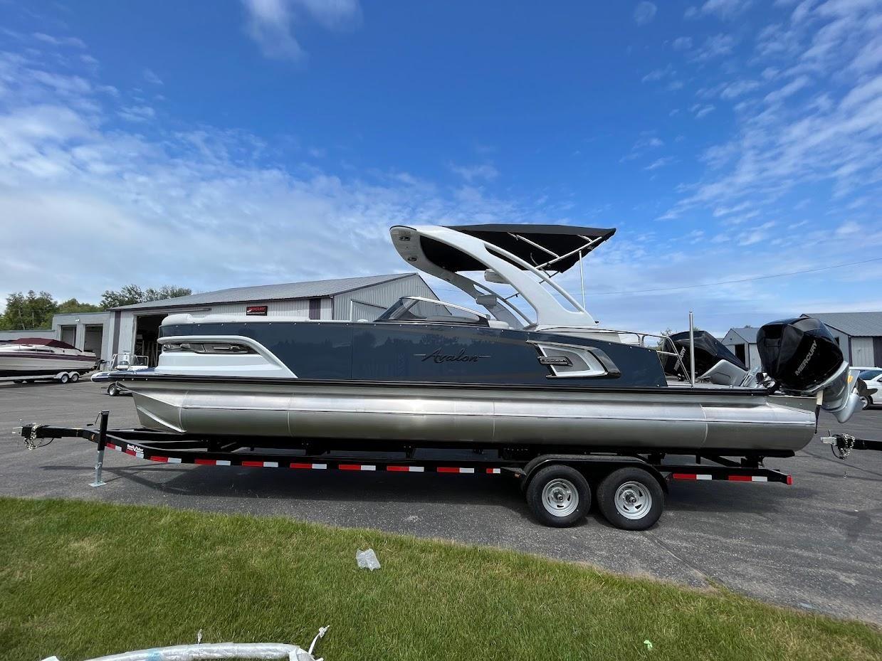 Avalon Excalibur 2785 Twin ELW 2023 Avalon Excalibur 2785 Twin ELW 1
