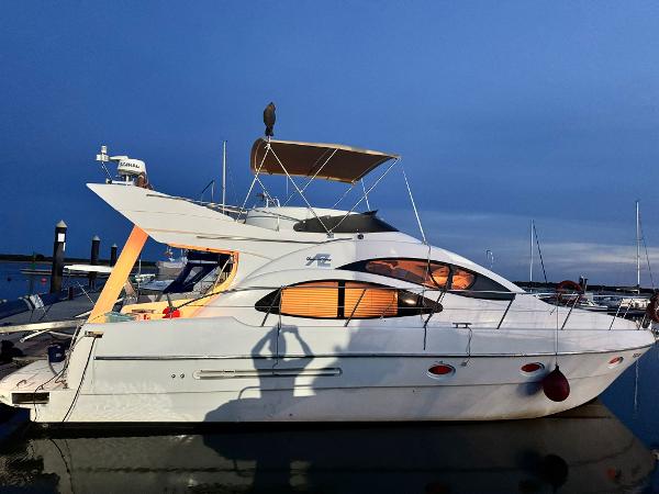 2001 Azimut 42