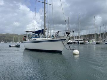 1986 Moody 37