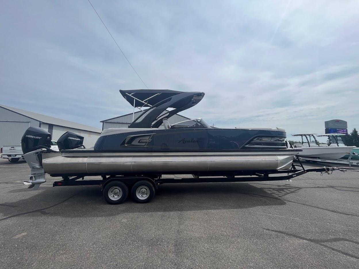 Avalon Excalibur 27 Twin Quad Lounge 2022 Avalon Excalibur 27 Twin Quad Lounge 1