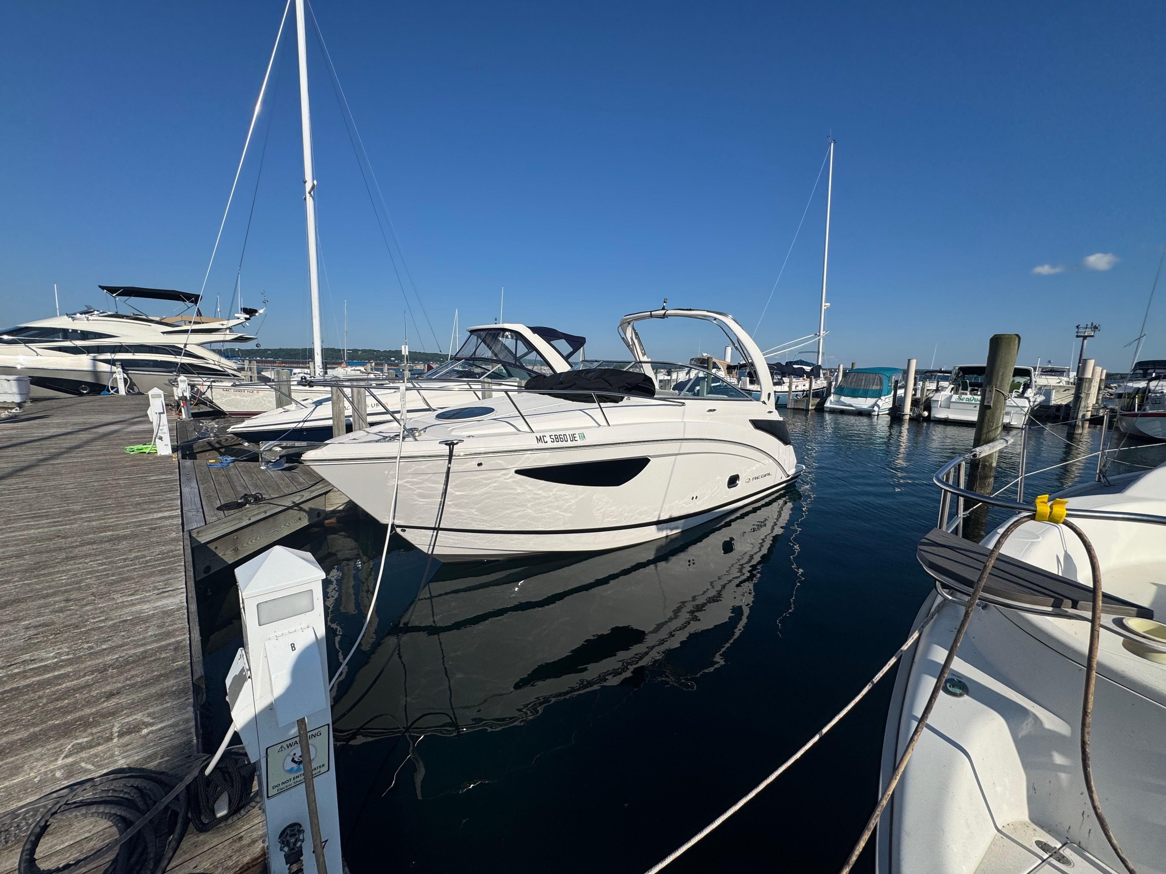 2018 Regal 26 Express