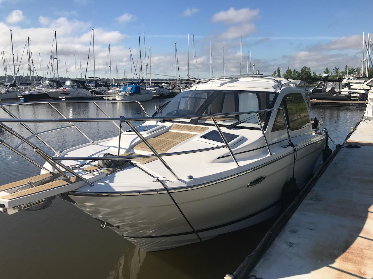 2019 Cutwater C-24 Coupe