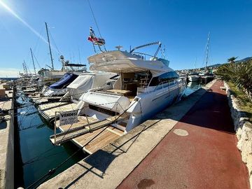 2022 Ferretti Yachts 550