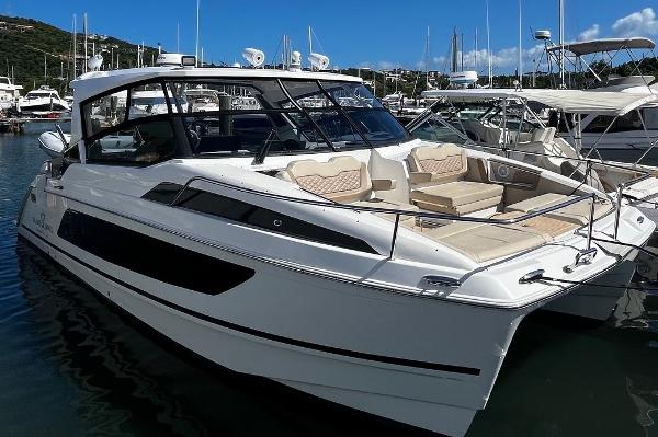 2019 Aquila 36 Sport