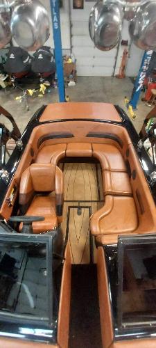 1996 Correct Craft 215