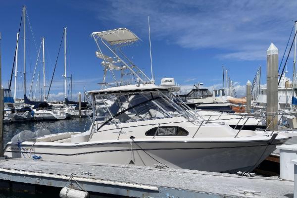 2006 Grady-White Marlin 300