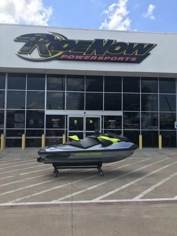 Sea-Doo RXP-X™ 325 Tech, BRP Premium A, Ibr Ice Metal /