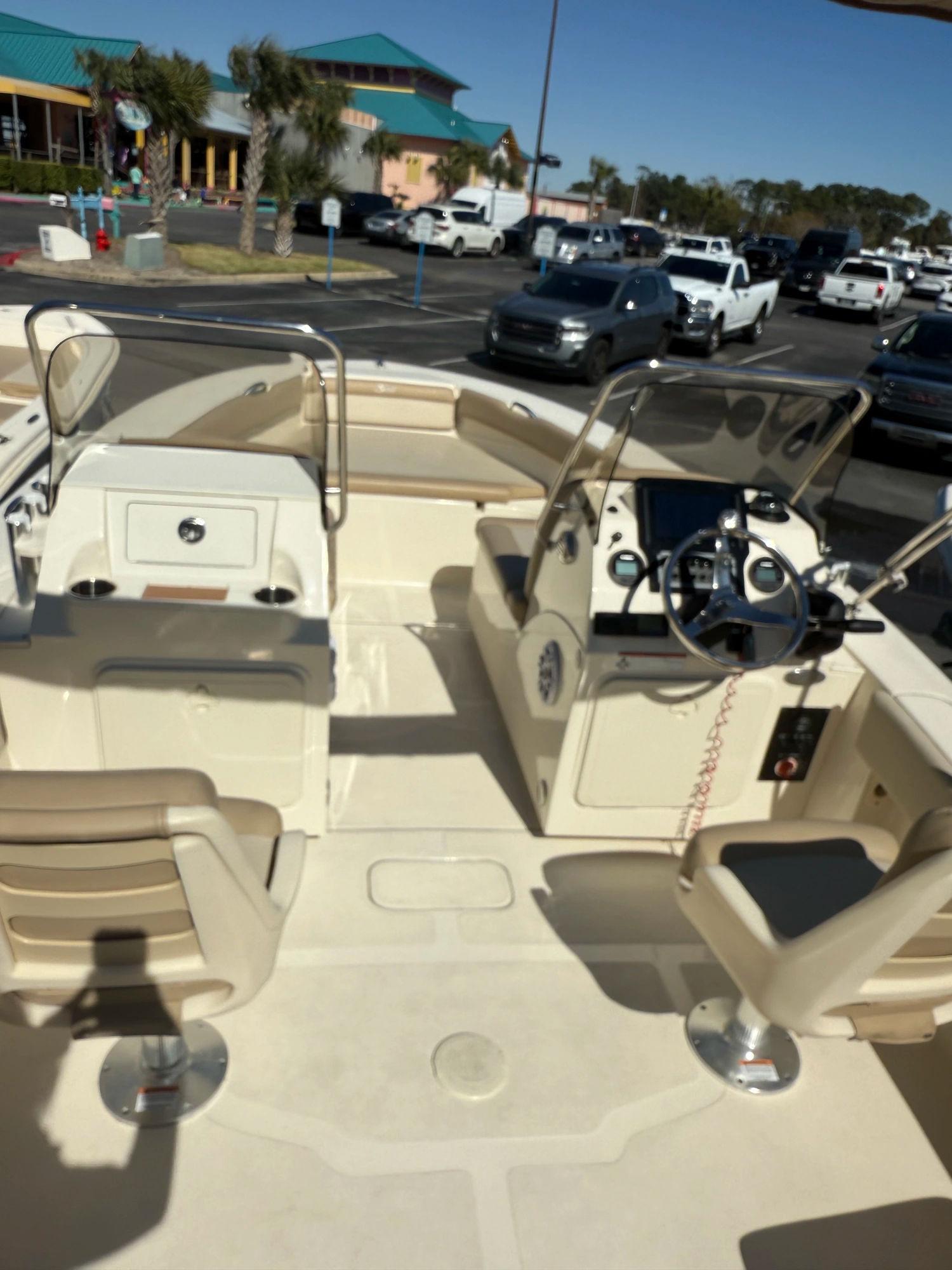 2022 Scout 195 Sport Dorado