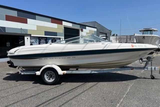2000 Bayliner 2050 Capri Sport DX/LX