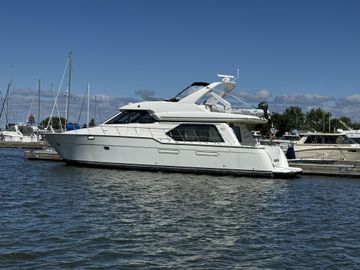 2000 Bayliner 5288 PILOTHOUSE MOTORHOUSE