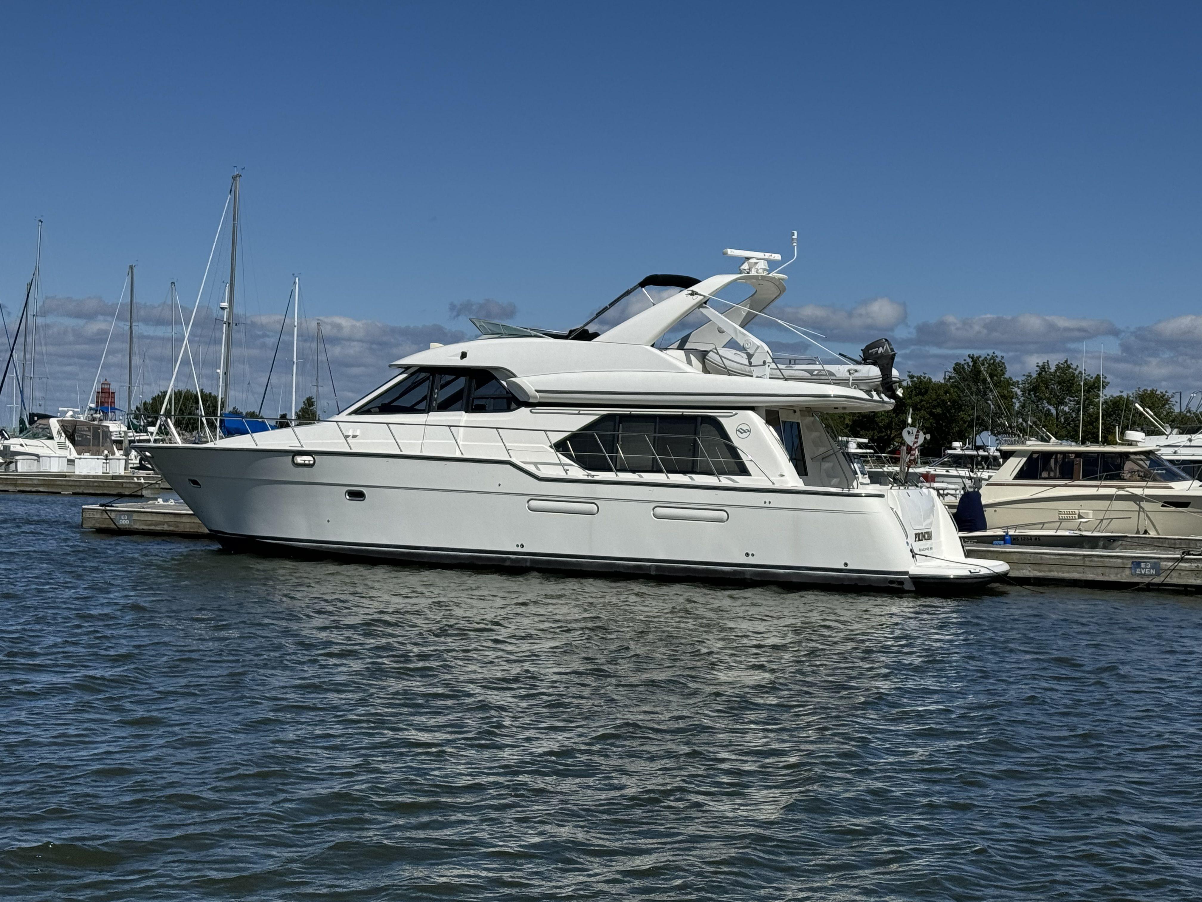 Bayliner 5288 PILOTHOUSE MOTORHOUSE Image 1