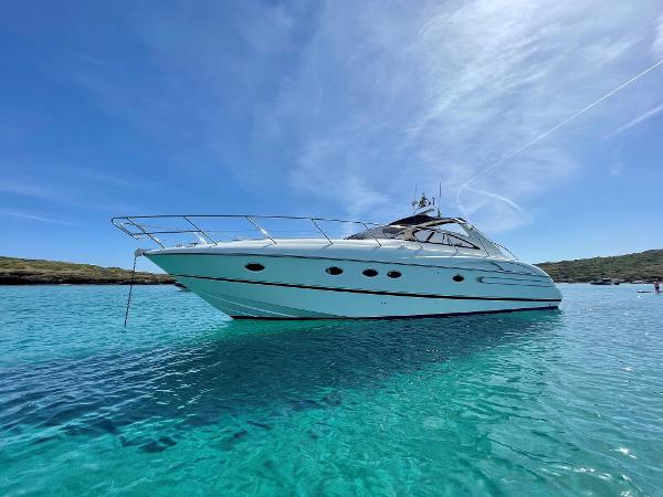 Princess V50 Open 2002/3 Princess V50 Open for sale in Menorca - Clearwater Marine