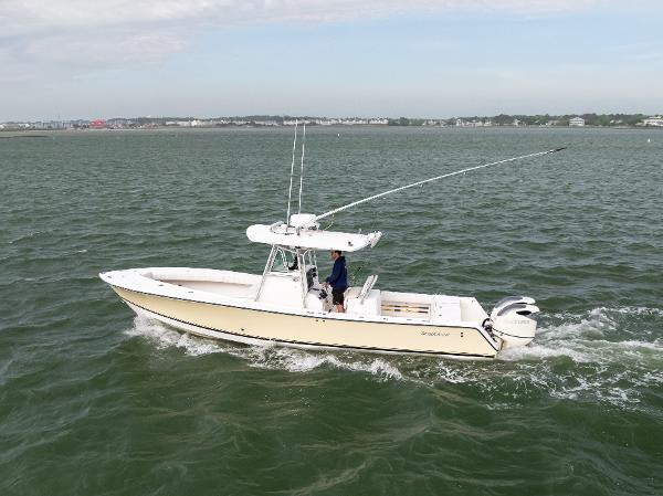 2003 Regulator 32 Center Console