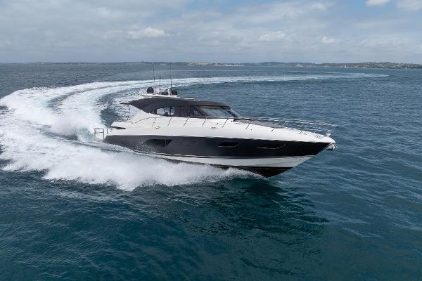 2015 Riviera 6000