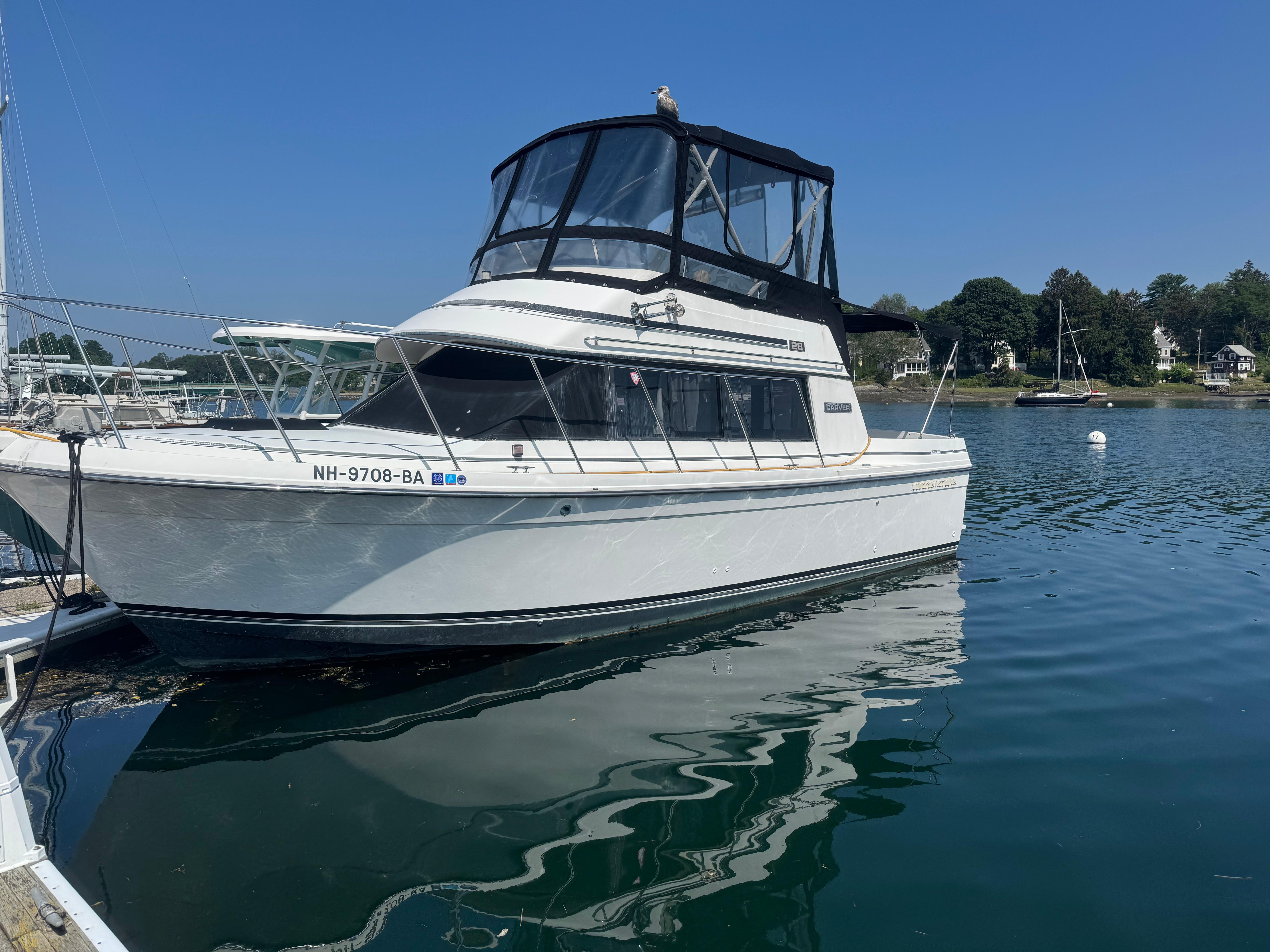 1986 Carver Mariner 28