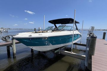 2024 Sea Ray 280 SLX Outboard
