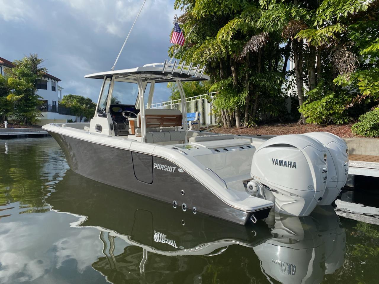 2022 Pursuit S288, Sarasota Florida