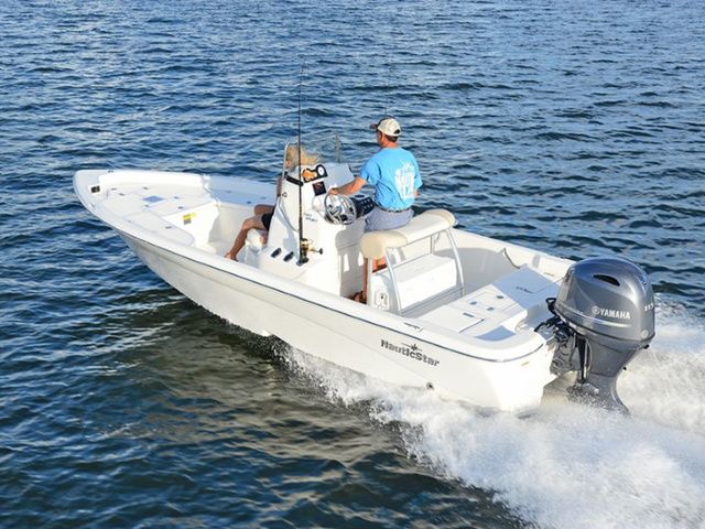 2017 NauticStar 2140 Sport