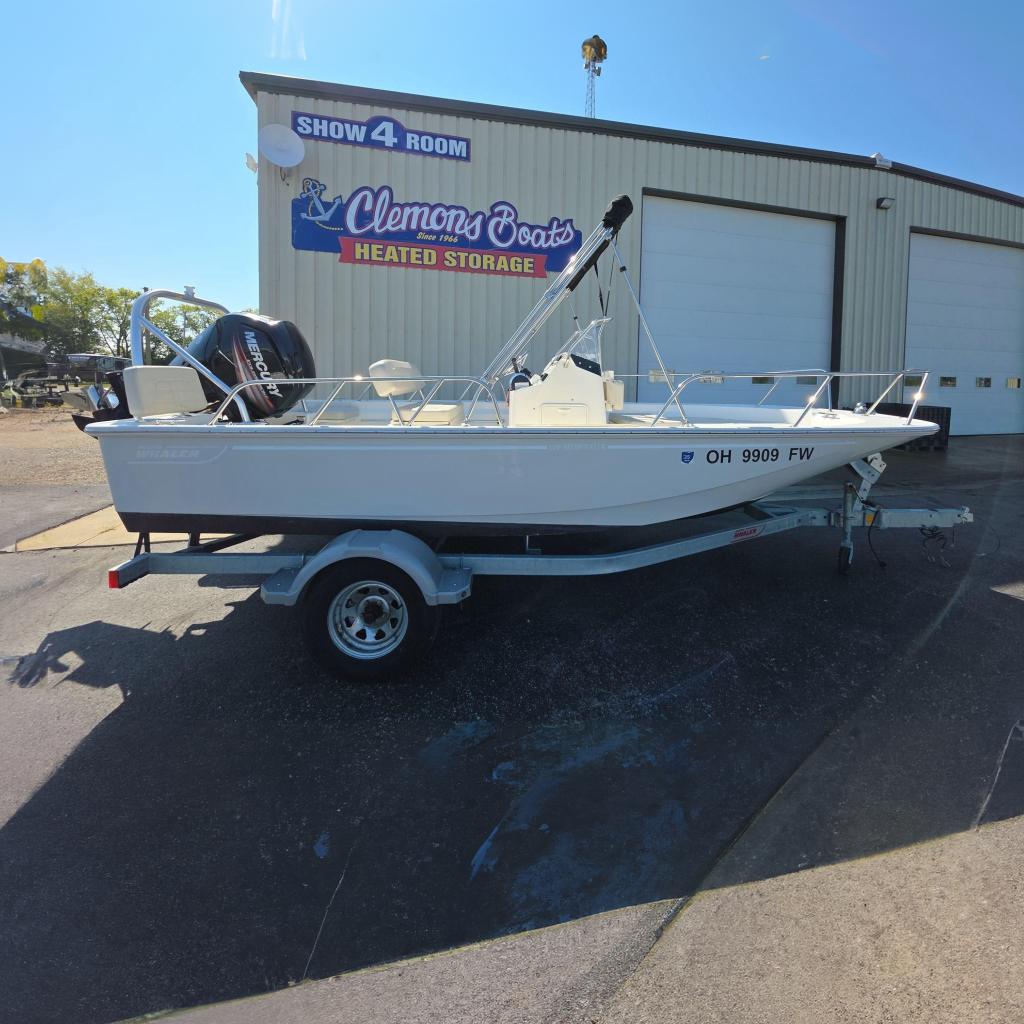 2019 Boston Whaler 170 Montauk