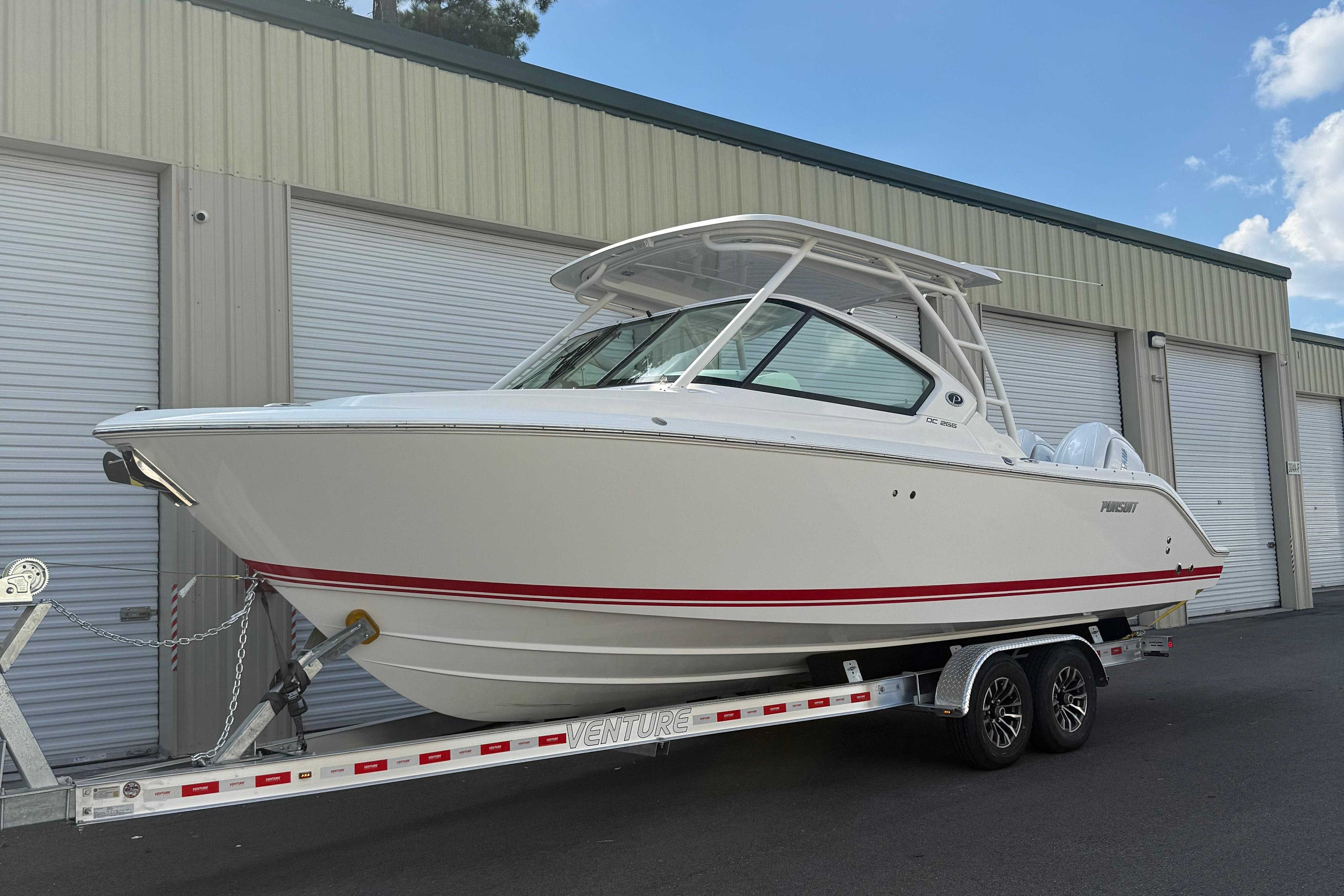 Pursuit DC 266 Dual Console