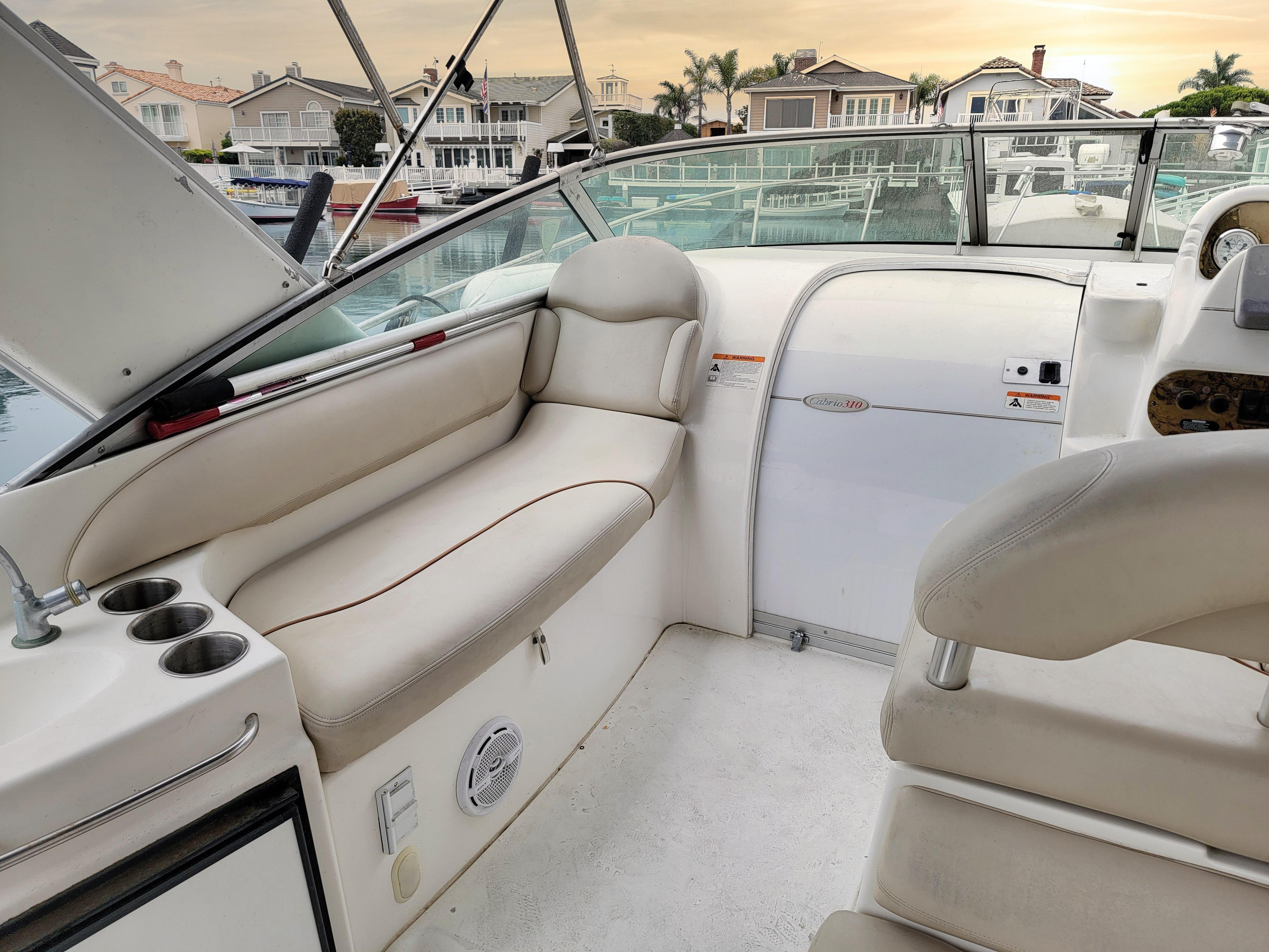 2003 Larson Cabrio 310