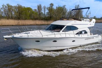 2008 Rodman 41 Fly