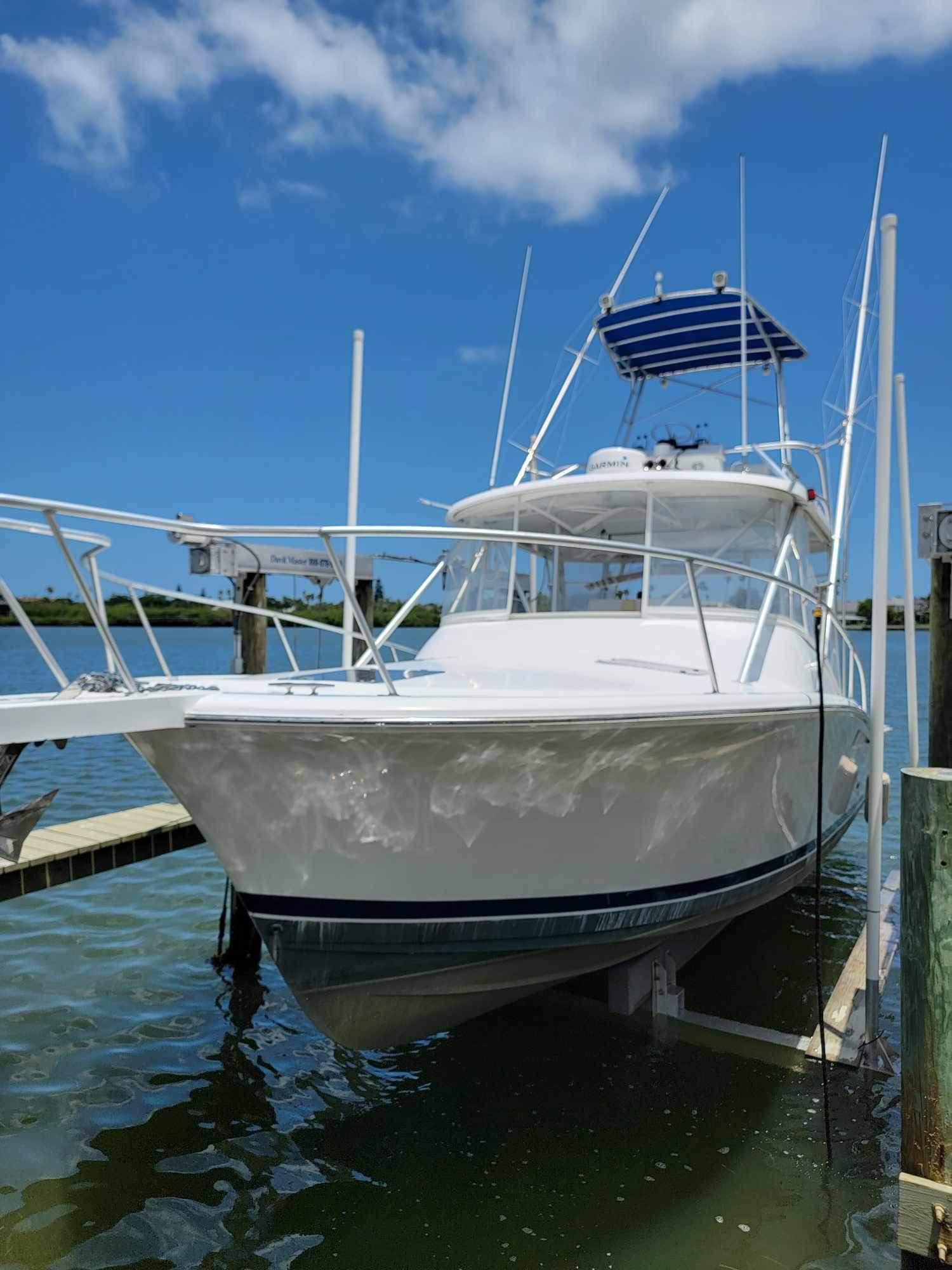 1997 Luhrs 32 Open