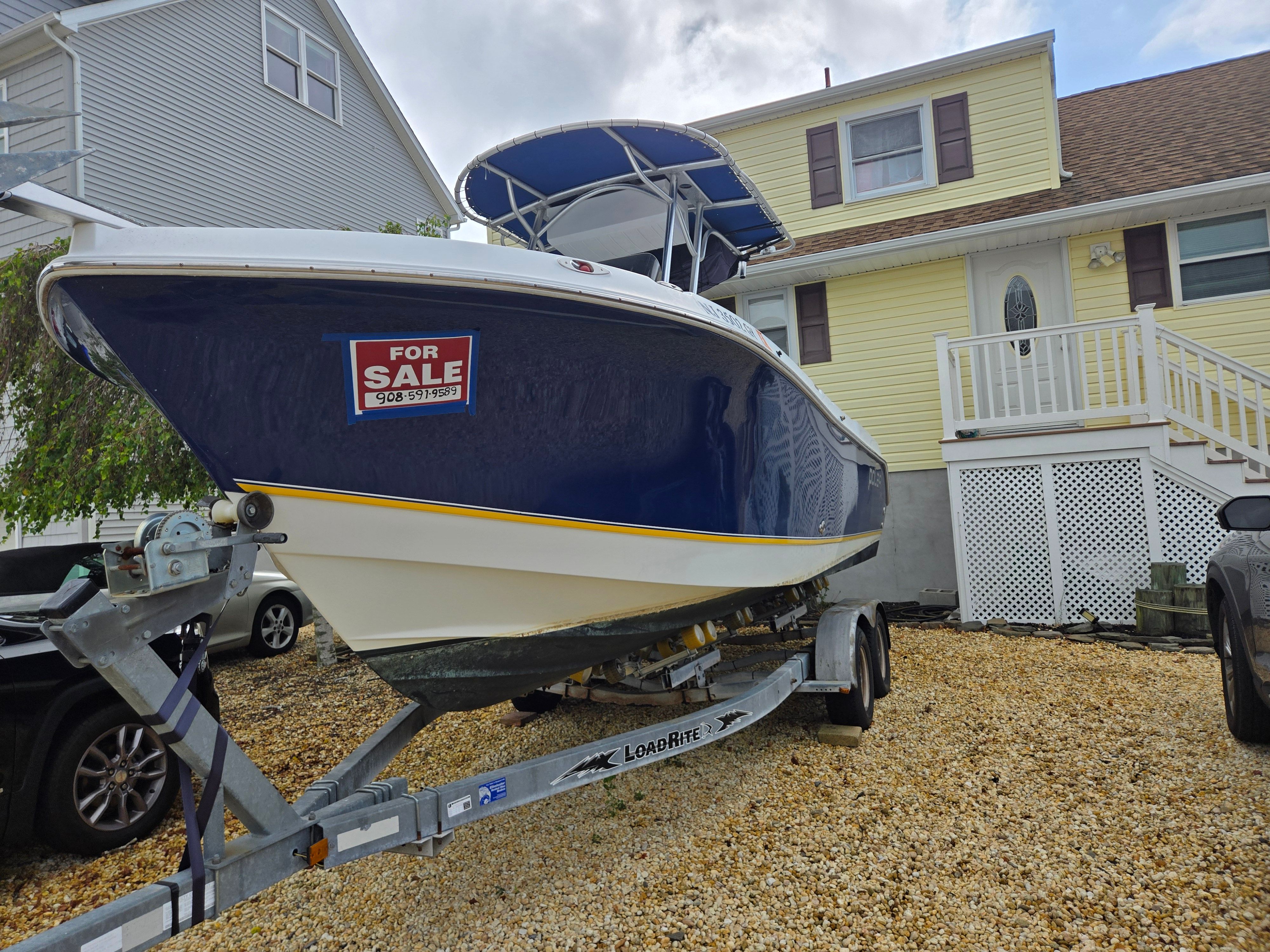 2006 Polar 2300 Center Console