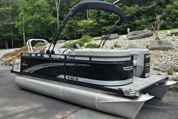 2022 Apex Marine Qwest