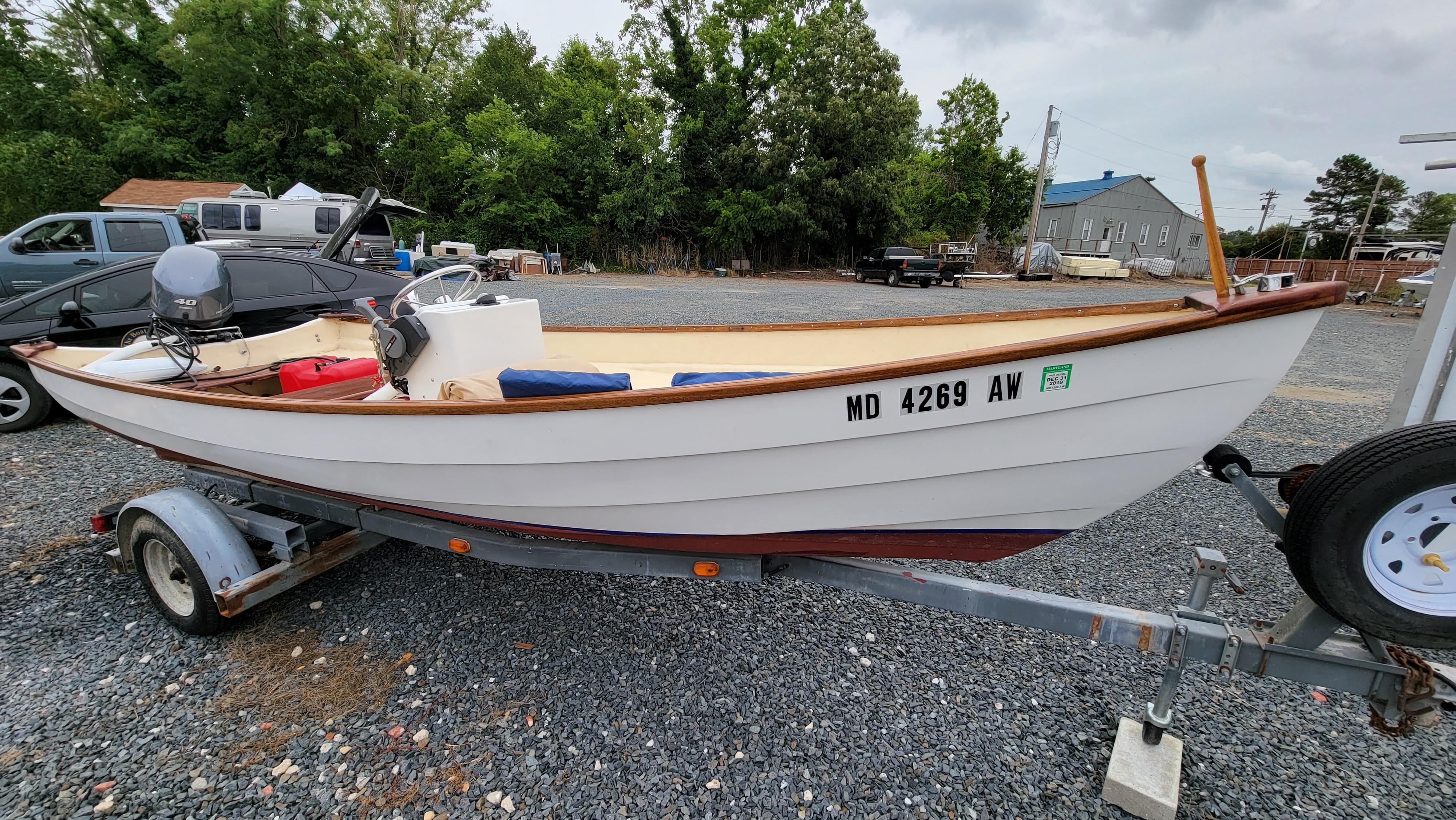 1990 Yankee Yankee Boat Works Center Console skiff, Easton United ...