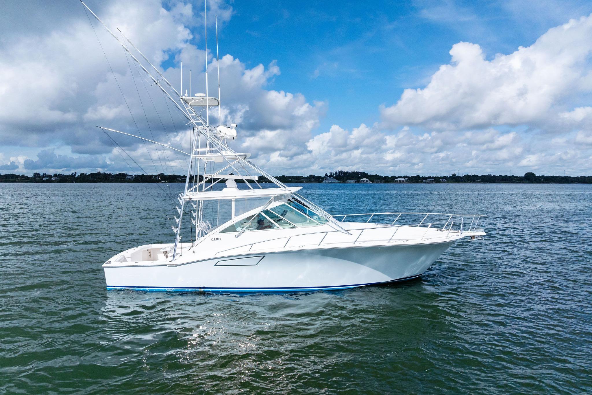 2004 Cabo 40 Hardtop Express