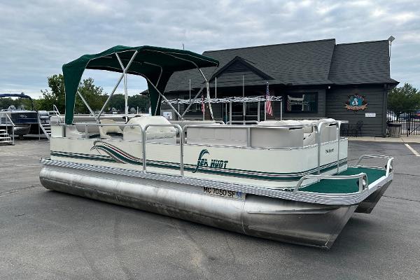 2001 Skipper Sea Hunt