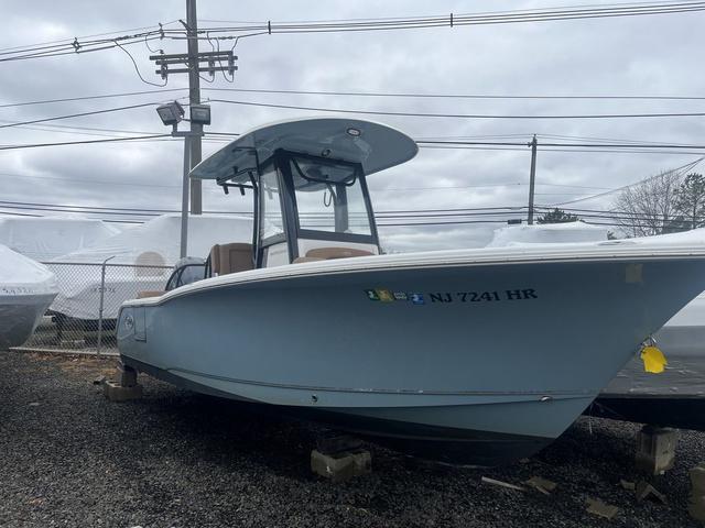 2022 Sea Hunt Ultra 239 SE