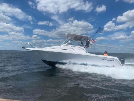 1998 Pro Line 251 Walkaround Center Console Fishing Boat