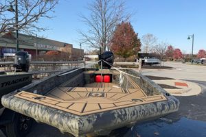 Tracker Grizzly 1650 T Prairie Wings Edition 2026 Tracker Grizzly 1650 T Prairie Wings Edition boat at Tracker Boat Center.