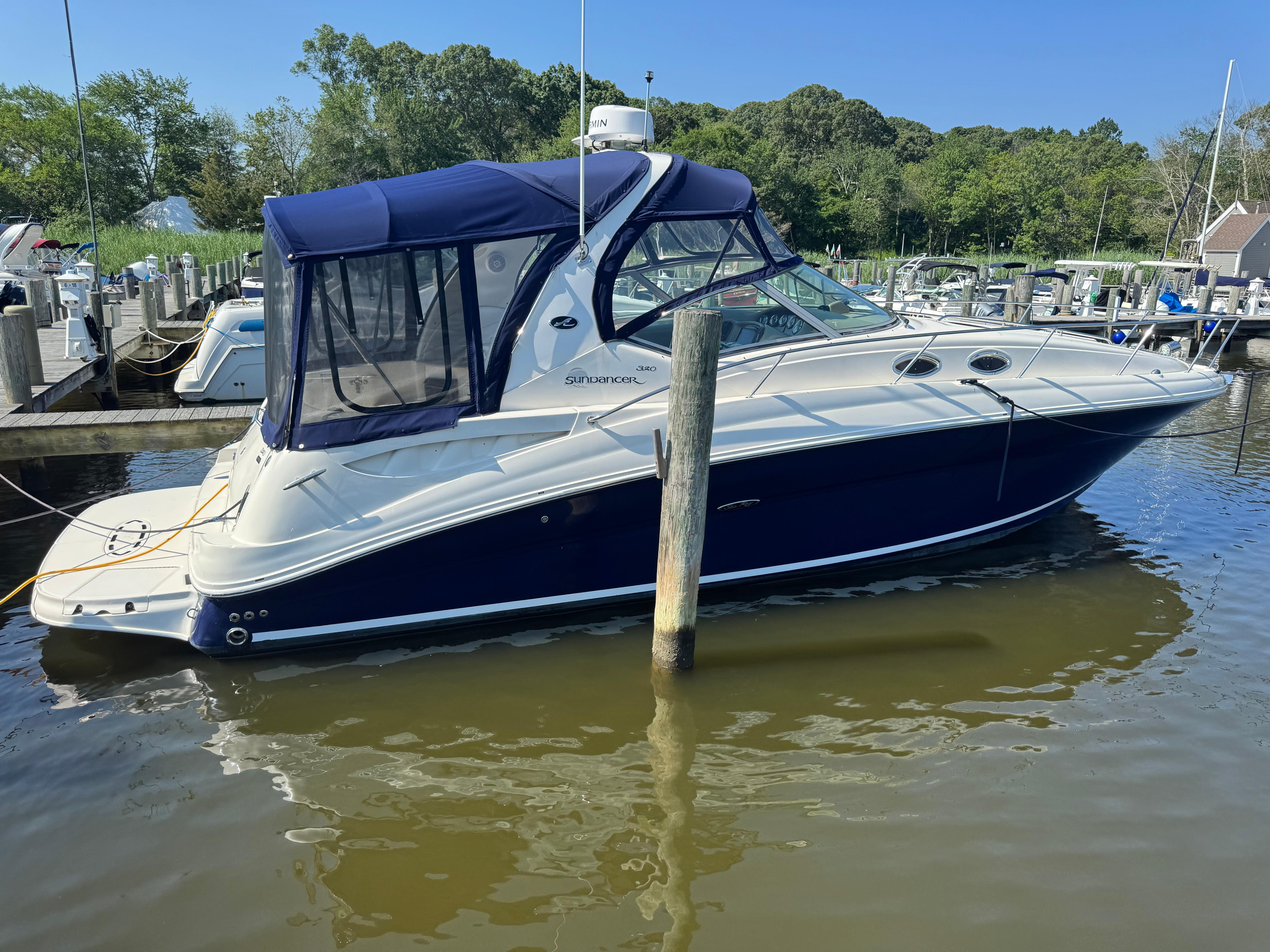 2005 Sea Ray 320 Sundancer