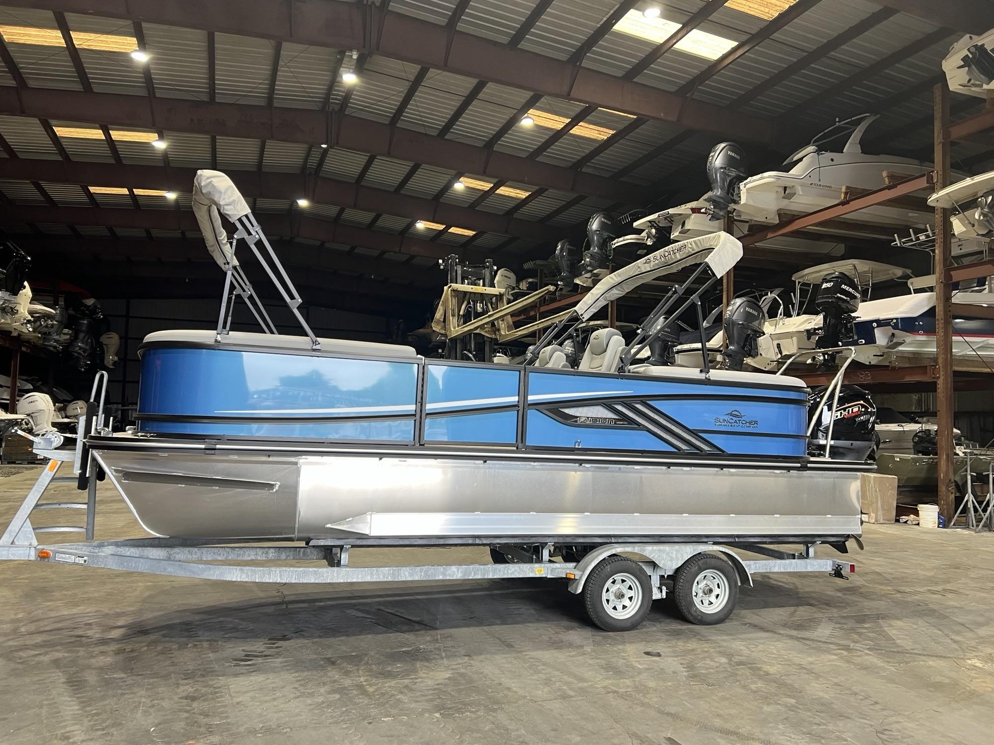 2025 SunCatcher Fusion Series 322RC
